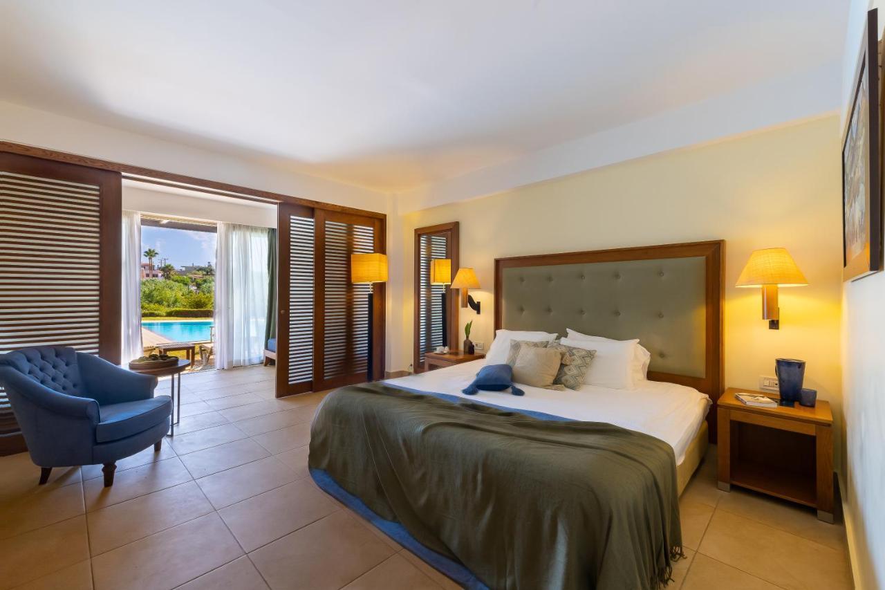 Giannoulis - Cavo Spada Luxury Sports & Leisure Resort & Spa 콜림바리 외부 사진